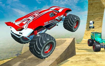 Mega Ramp Monster Truck Race